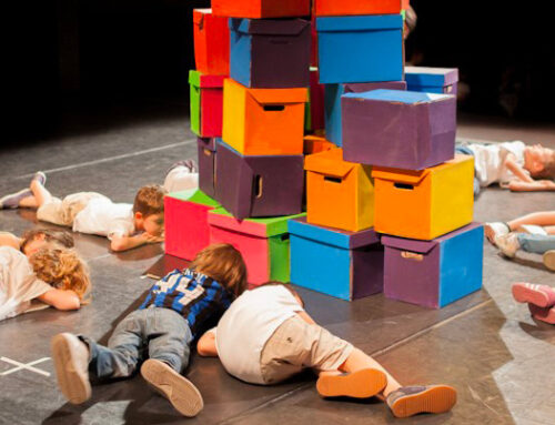Immaginare mondi e possibilità attraverso il gioco del teatro
